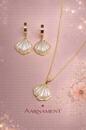 Seashell Pearl Necklace & Earrings Set